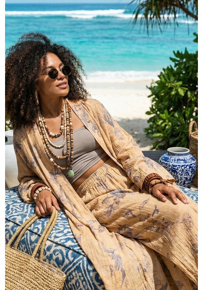 Fashion Cocktail Çiçek Yapraklı Baskılı Oversize Kimono Kaftan Lastikli Pantolon Doğal Gofre Bohem Takım Karamel Fashion Cocktail Çiçek Yapraklı Baskılı Oversize Kimono Kaftan Lastikli Pantolon Doğal Gofre Bohem Takım Karamel