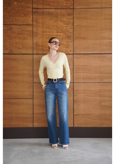 Verymoda Yakası Dantel Detaylı Bluz F2088 Sarı
