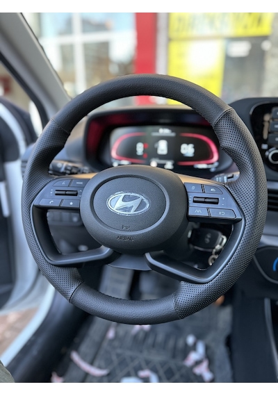 Hyundai Bayon 2020-2024 Araca Özel Direksiyon Kılıfı Manuel Araç