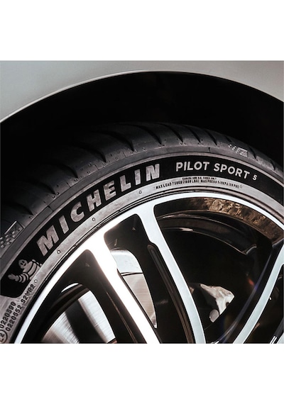 Michelin 235/45R18 98Y XL Pilot Sport 5 Yaz Lastiği 2025