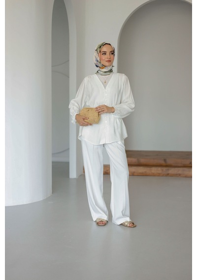 Moonsc Kadın Regular Fit V Yaka Önü Brit Detaylı Tesettür Beyaz Gömlek