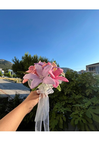 El Yapımı Solmayan Yuvarlak Gelin Buketi Şönil Gelin Buketi Lila Pembe Bridal Bouquet Düğün, Nikah Ve Nişan Çiçeği El Yapımı Solmayan Yuvarlak Gelin Buketi Şönil Gelin Buketi Lila Pembe Bridal Bouquet Düğün, Nikah Ve Nişan Çiçeği