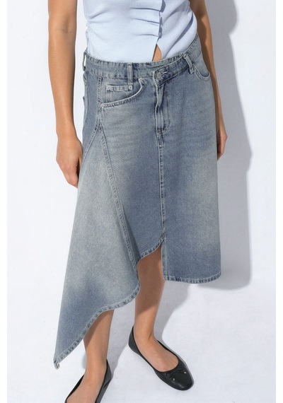Hiccup Asimetrik Yıkama Efektli Midi Denim Etek Orta Mavi Denim