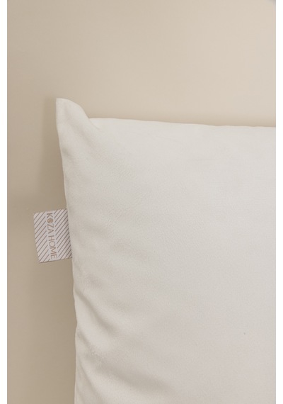 Charm Siyah Geyik Baskılı Beyaz Kırlent 43x43 35263a Beyaz