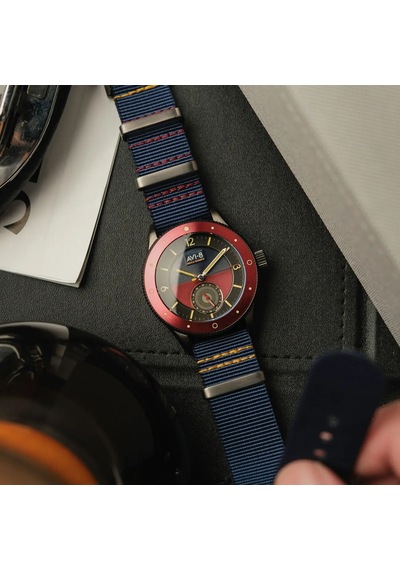 Avı-8 Flyboy Airmaster Sector Av-4112-04 Erkek Kol Saati Altın