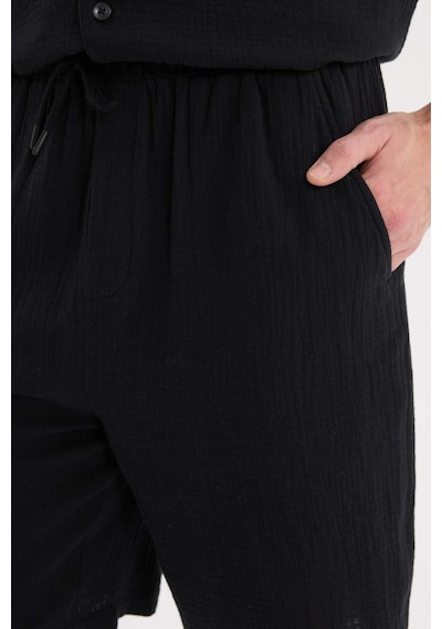 DeFacto %100 Pamuk Relax Fit Müslin Cepli Basic Düz Bermuda Şort C7589AX25SMBK81