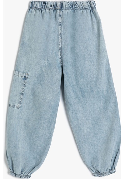 Koton Kot Pantolon Kat Detaylı Cepli Pamuklu - Parachute Jean Lıght Indıgo 4skb40014td 4SKB40014TDLIN Açık Mavi Koton Kot Pantolon Kat Detaylı Cepli Pamuklu - Parachute Jean Lıght Indıgo 4skb40014td 4SKB40014TDLIN Açık Mavi