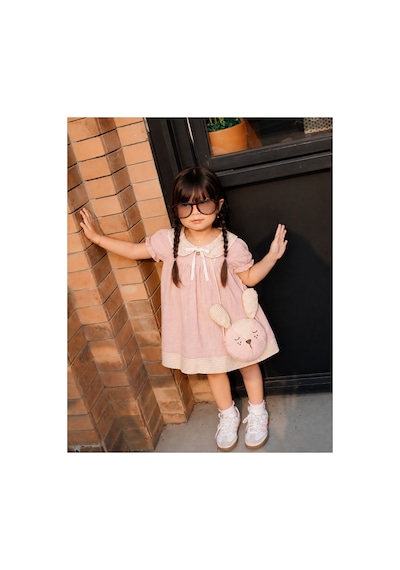 Minigimin Cicileri Miniğimin Cicileri Müslin Bebe Yaka Tavşan Çantalı Kız Çocuk Elbise - Pudra Minigimin Cicileri Miniğimin Cicileri Müslin Bebe Yaka Tavşan Çantalı Kız Çocuk Elbise - Pudra