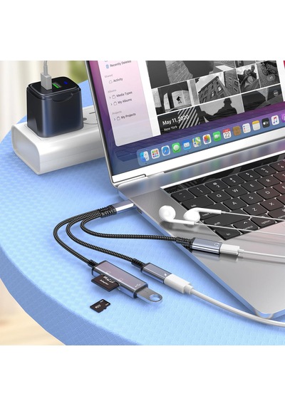 Cr64 Type-c 5 İn 1 Çok Fonksiyonlu Otg Hub Type-c Kulaklık Girişi, 60w Pd Hızlı Şarj, Sd & Micro Sd Kart Okuyucu Ve Usb 2.0 Adaptör