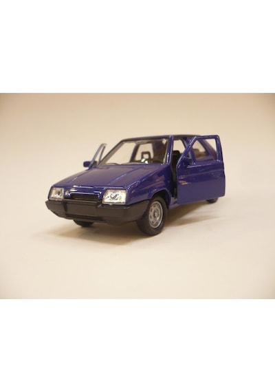 Welly Skoda Favorit Mavi Renk Metal Model Çek Bırak Araba 1/32 - Mavi