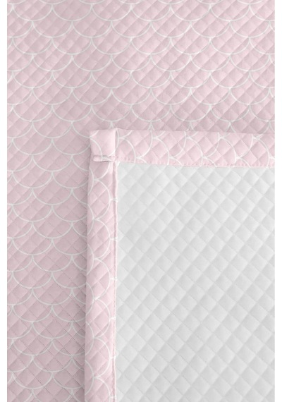 Evimde Bambaşka Pembe Deniz Kabuğu Kız Çocuk Pike Takımı-pastel Geometrik Beyaz Bebek Odası Yatak Örtüsü-160x220 CM