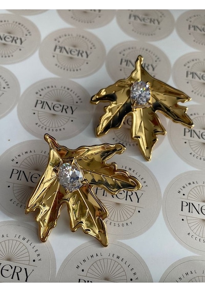 Pinery Jewels İri Taşlı Yaprak Paslanmaz Çelik Kadın Küpe Çifti Altın