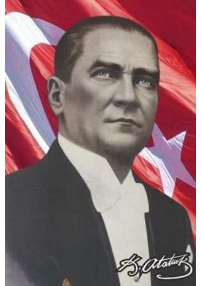 Göğe Bakan Gazi Mustafa Kemal Atatürk Portre -ay Yıldız Türk Bayrağı Poster - Bayrak 100x150 Cm 1