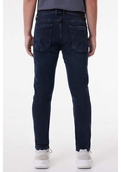 Lee Luke Slim Fit Dar Kesim Düşük Bel Dar Paça Mavi Erkek Esnek Jean Denim Kot Pantolon L71907658 Lacivert Lee Luke Slim Fit Dar Kesim Düşük Bel Dar Paça Mavi Erkek Esnek Jean Denim Kot Pantolon L71907658 Lacivert