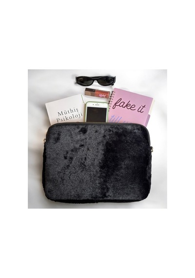 Plush Studıo 13-13.3-14 Inch Peluş Macbook, Laptop Çantası,siyah Toscase Askısız 36x26cm Siyah Siyah
