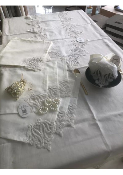 Buradabulabilirsin Sofra Takımı 155x220 Cm Masa Seti Keten Dantelli Dekoratif Gülse Model Yemek Masası Örtüsü Krem Bbz