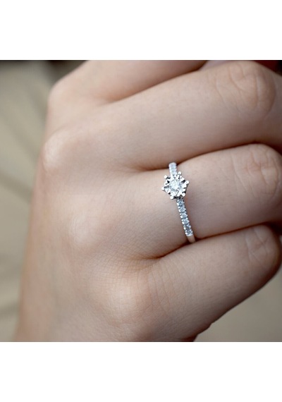 Lilarote 0.15 Ct. Tektaş Pırlanta Yüzük 6 Tırnaklı