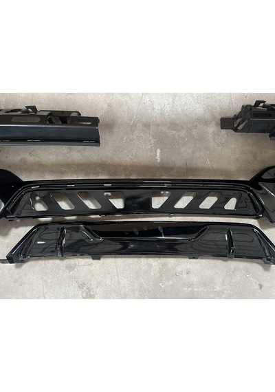 Otolas Bmw G20 Arka Tampon Ve Difüzör Seti M-tech