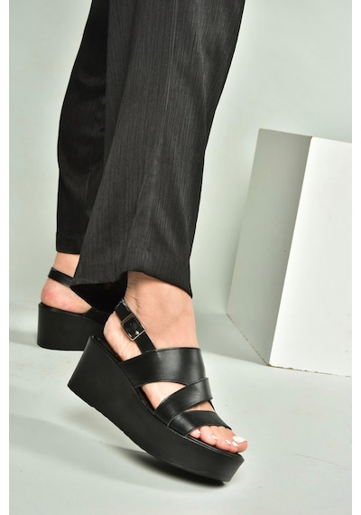 Fox Shoes U555750203 Siyah Hakiki Deri Dolgu Topuklu Kadın Ayakkabı Siyah-hakiki Deri