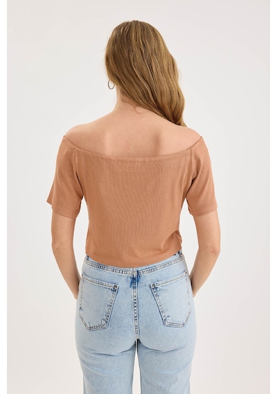 Vitrin Kayık Yaka Crop Bluz Kahve