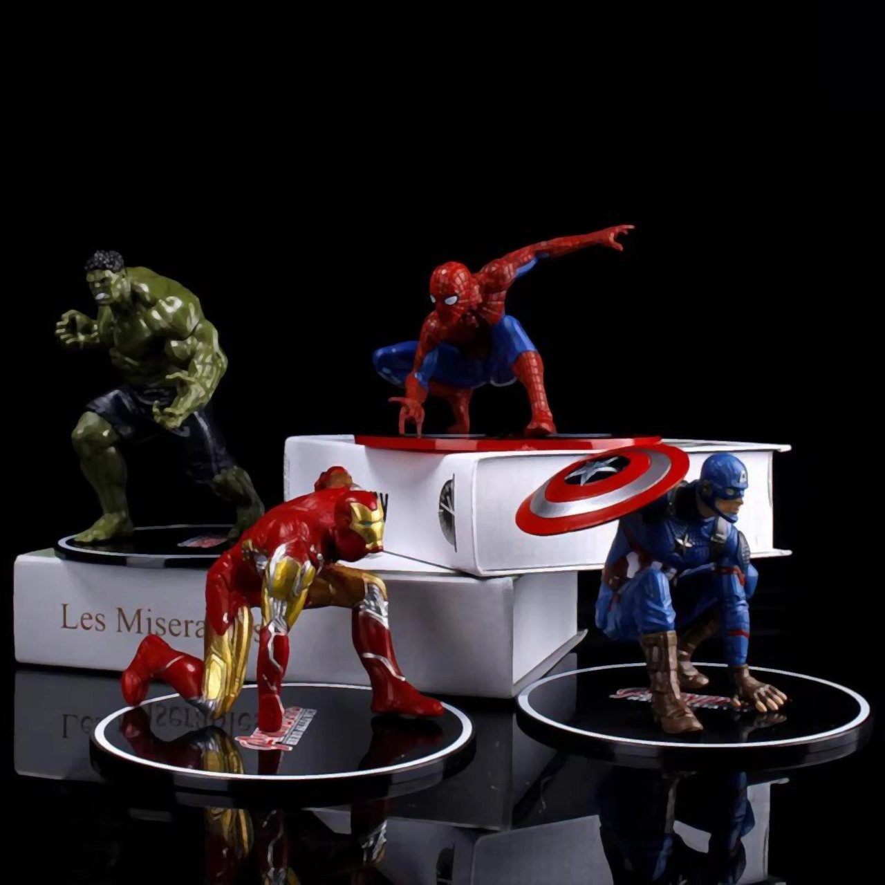 Marvel Yenilmezler Ironman Spiderman Hulk Captain America Özel Stantlı 4lü Oyuncak Figür Karakterler Marvel - Avengers
