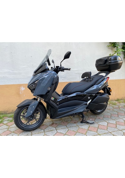 Yamaha Xmax Hareketli Sırt Dayama Aparatı