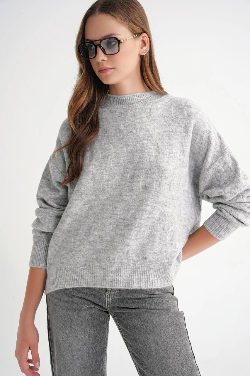 Mixray 6947 Kadın Kendinden Desenli Oversize Triko Kazak Gri
