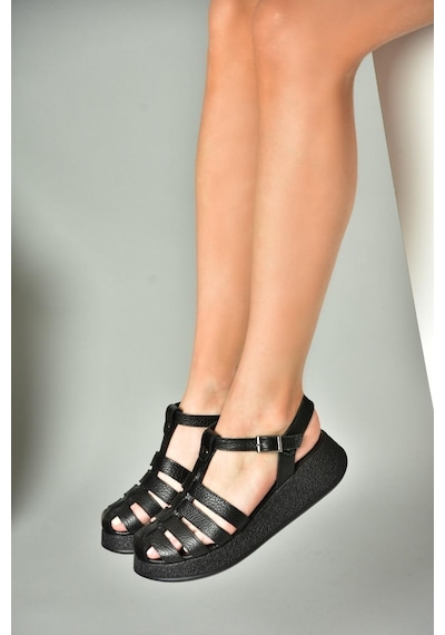 Fox Shoes P555050503 Siyah Hakiki Deri Kalın Tabanlı Sandalet Siyah