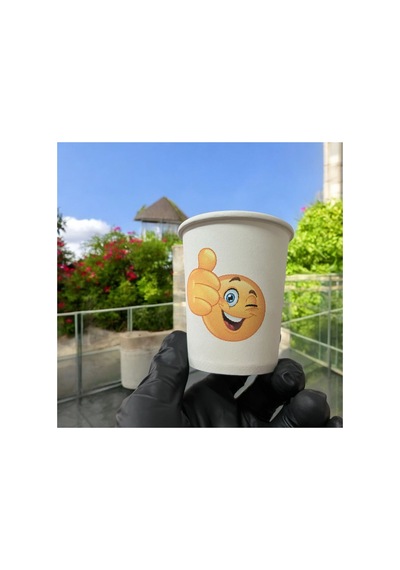 Emojili Gülen Yüz Göz Kırpan Yüz Tek Kullanımlık 7 Oz 100 Adet Karton Bardak 1