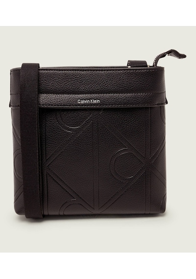 Calvin Klein Erkek Emblem Emboss Slim Omuz Çantası Siyah
