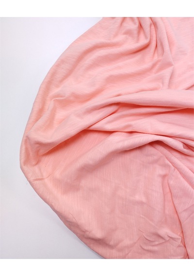 Açık Pembe İle Somon Arası Renkte İnce Yumuşak Flamlı Süprem Penye Kumaş Tişörtlük & Elbiselik En: 180cm-12589 Pembe,somon