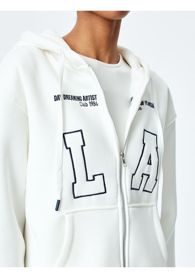Koton Üç İplik Şardonlu Nakış Detaylı Cepli Kapüşonlu Sweatshirt Beyaz 5sak10009uk Beyaz