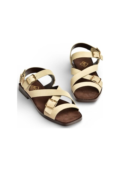 Fox Shoes Y458702602 Bej Süet Toka Detaylı Kadın Sandalet Bej