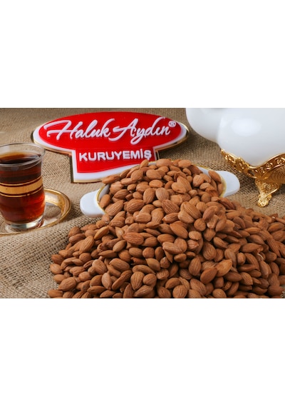 Haluk Aydın Kuruyemiş Çiğ Kayısı Çekirdeği 1 KG
