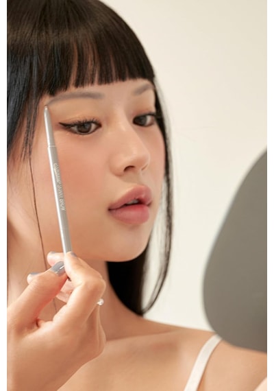 Ultra İnce Uçlu, Doğal Görünüm Veren Kaş Kalemi Speedy Skinny Brow 1 Gray Brown Çok Renkli