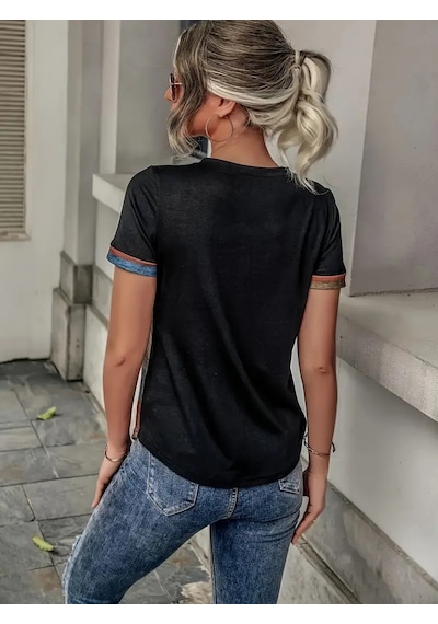 Kadın Kısa Kollu V Yakalı Düğmeli Çok Renkli Süprem Bluz Desenli