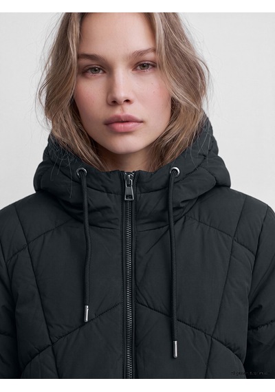 Lcw Vision Siyah Kapüşonlu Oversize Kadın Şişme Mont