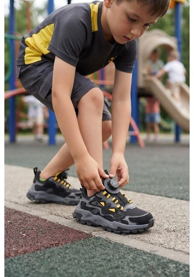 Pepino 2364 Anatomik Akıllı Bağcıklı Erkek Çocuk Spor Ayakkabı Siyah