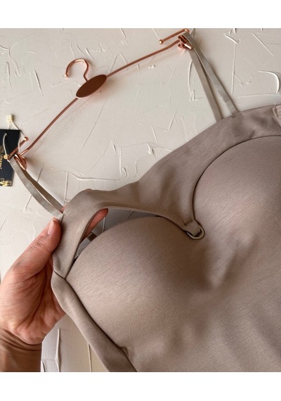 Chole İthal Pamuklu Göğsü Cut-out Halka Kaplı Detaylı İnce Askılı Bej
