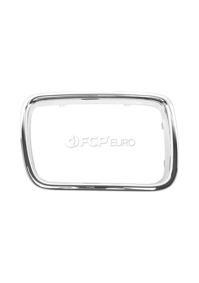 Bmw 5 Serisi 1994-1995 Ön Panjur Nık Sağ Oem No: 51138148726
