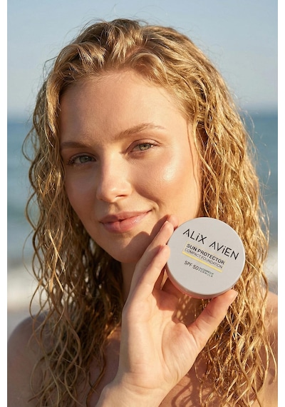 Alix Avien   Yüksek Kapatıcı Waterproof Kompakt Fondöten SPF50 Fair