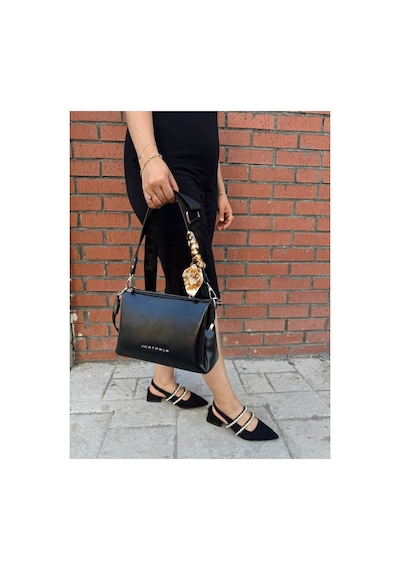 Just Polo Kadın Premium Şal Detaylı Yumuşak Deri Ayarlanabilir Askılı Çapraz El Ve Omuz Çantası Ebat : 28 X 18 Cm Siyah