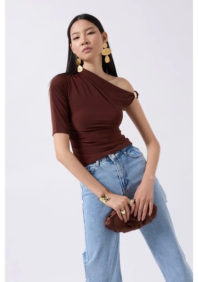 Femina Trendy Aksesuar Detay Cutout Bluz Kahverengi