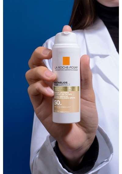 La Roche Posay Anthelios Age Correct Daily Tinted Cream SPF50+ 2 x 50 ML La Roche Posay Anthelios Age Correct Daily Tinted Cream SPF50+ 2 x 50 ML
