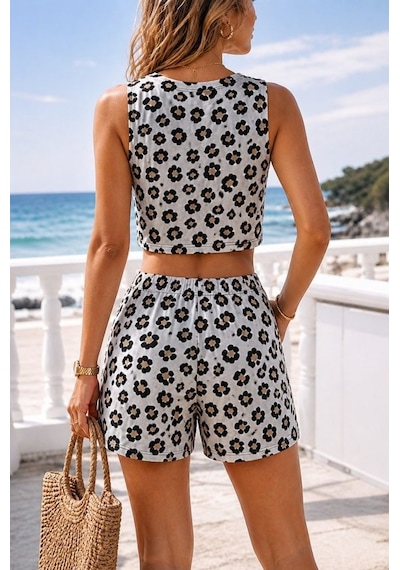 Veraura Lifestyle Kadın Omuzlardan Açık Bisiklet Yaka Desenli Dalgıç Krop Bluz Ve Short Ikili Takım LEOPAR Veraura Lifestyle Kadın Omuzlardan Açık Bisiklet Yaka Desenli Dalgıç Krop Bluz Ve Short Ikili Takım LEOPAR