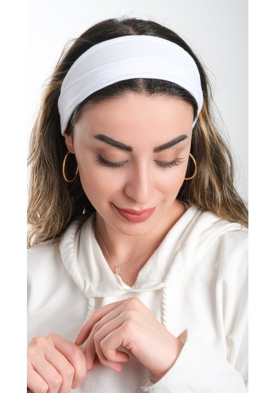 Hürrem Bone Beyaz Pratik Hazır Geçmeli Tesettür Bone Viskon Kumaş Sade 3007_4 Beyaz