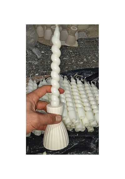 3 Li Burgu Şamdan Mum 20 Cm Kusursuz Model Vanilya Aromalı Beyaz