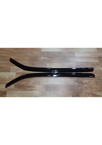Ducki Navara D40 2005-2014 Için Cam Rüzgarlığı