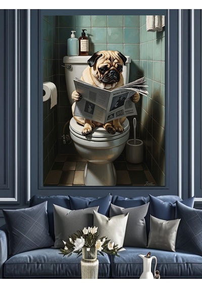 Ahşap Tablo Gazete Okuyan Pug Köpek Banyoda