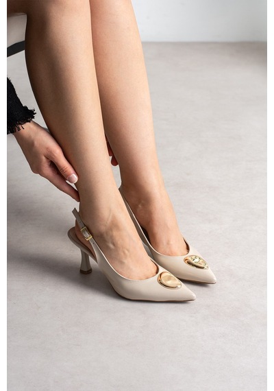 Dabab Shoes Mealıs Kadın Bej Kırışık Rugan Sivri Burun Gold Aksesuarlı Bilekten Bantlı 7 Cm Topuklu Slingback Ayakkabı